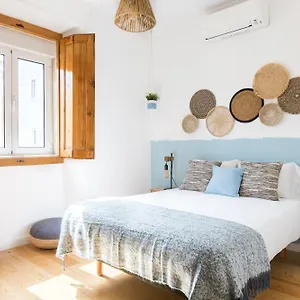 Feel In Stunning Renovated Nest In Graca Apartment